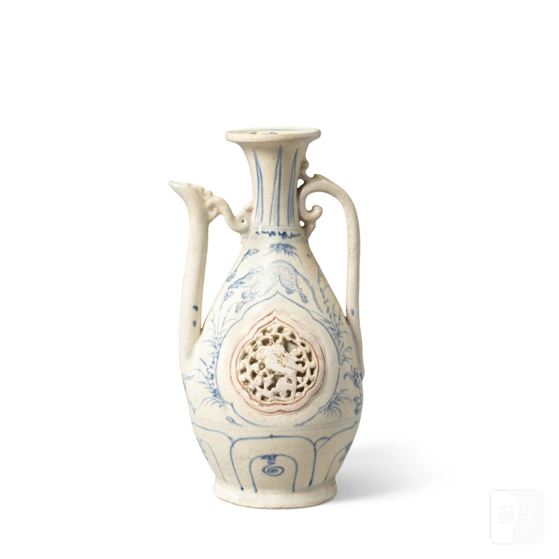 越南 十五/十六世紀 青花花卉紋執壺 | A HOI AN HOARD BLUE AND WHITE EWER
